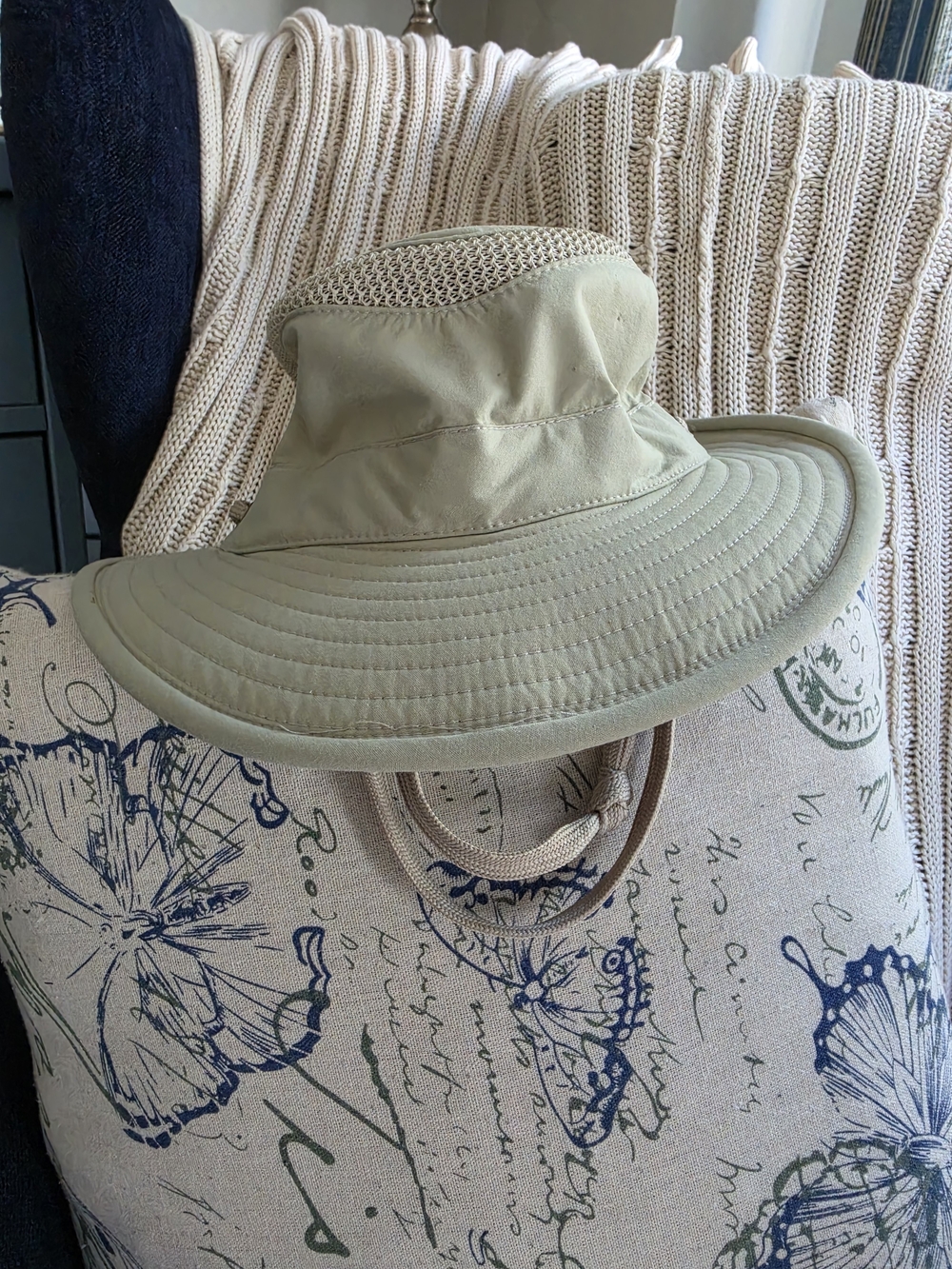 TILLEY- Packable Wide Brim Sun Hat in Light Olive